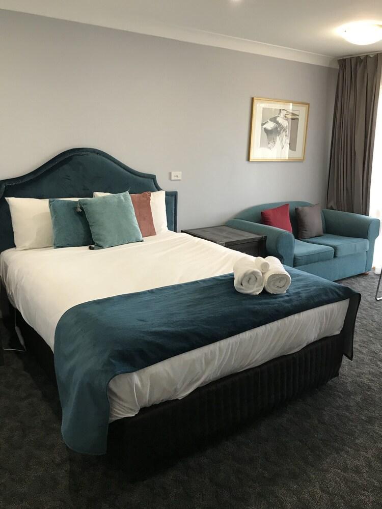 Town & Country Motor Inn Forbes Bagian luar foto