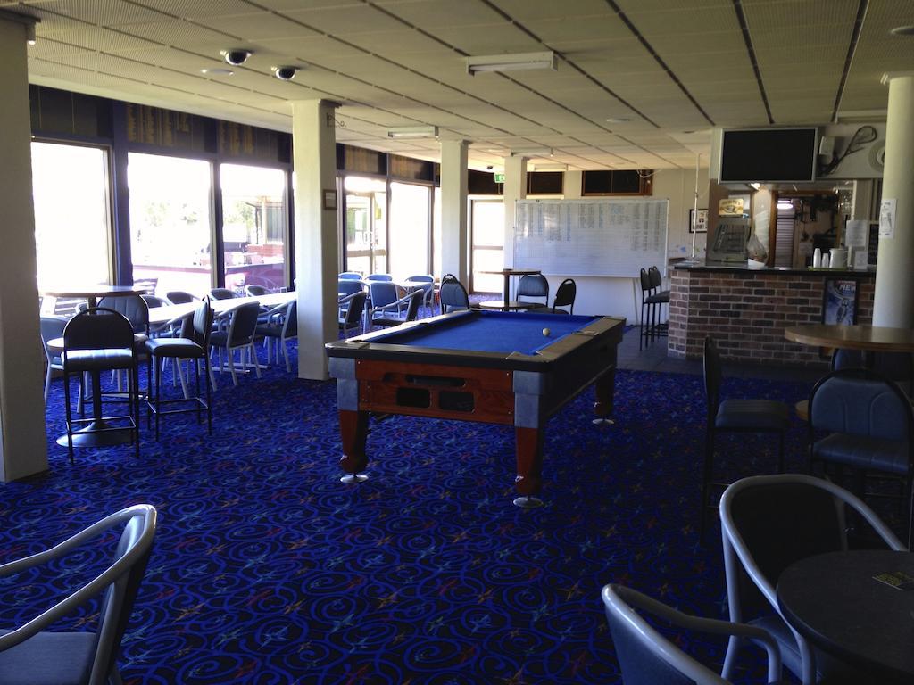 Town & Country Motor Inn Forbes Bagian luar foto