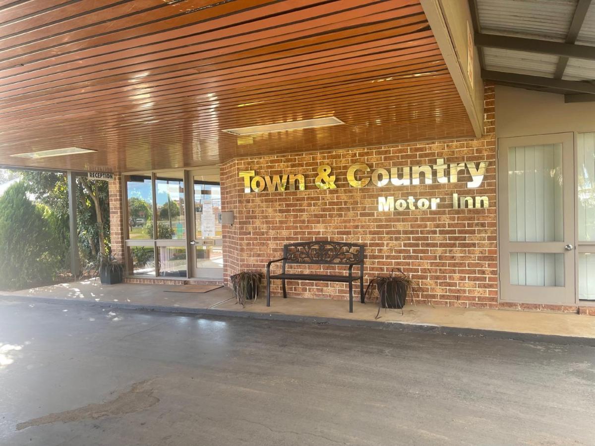 Town & Country Motor Inn Forbes Bagian luar foto