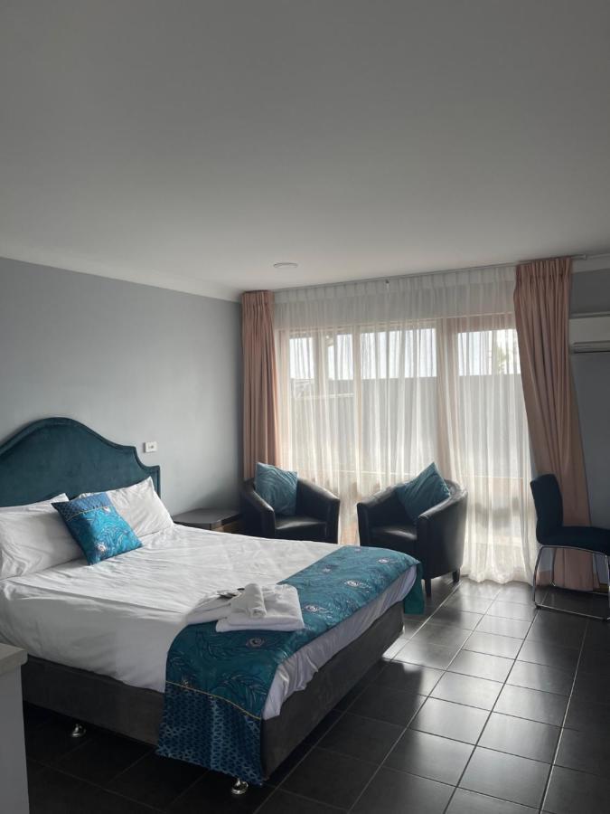 Town & Country Motor Inn Forbes Bagian luar foto